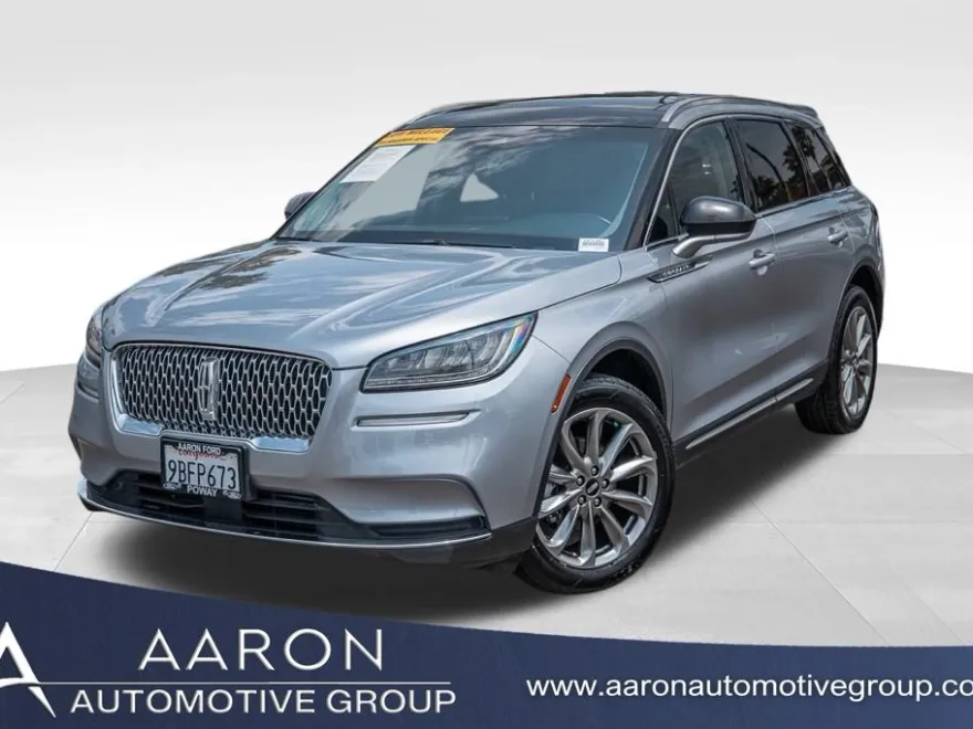 2022 Lincoln Corsair Standard photo 1