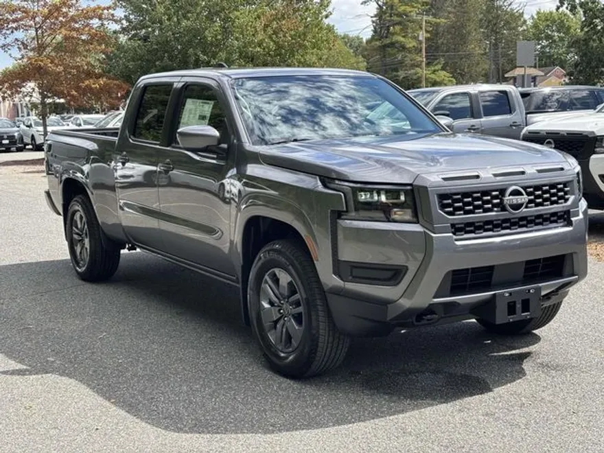 2026 Nissan Frontier SV photo 1