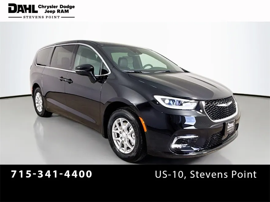 2026 Chrysler Pacifica photo 1