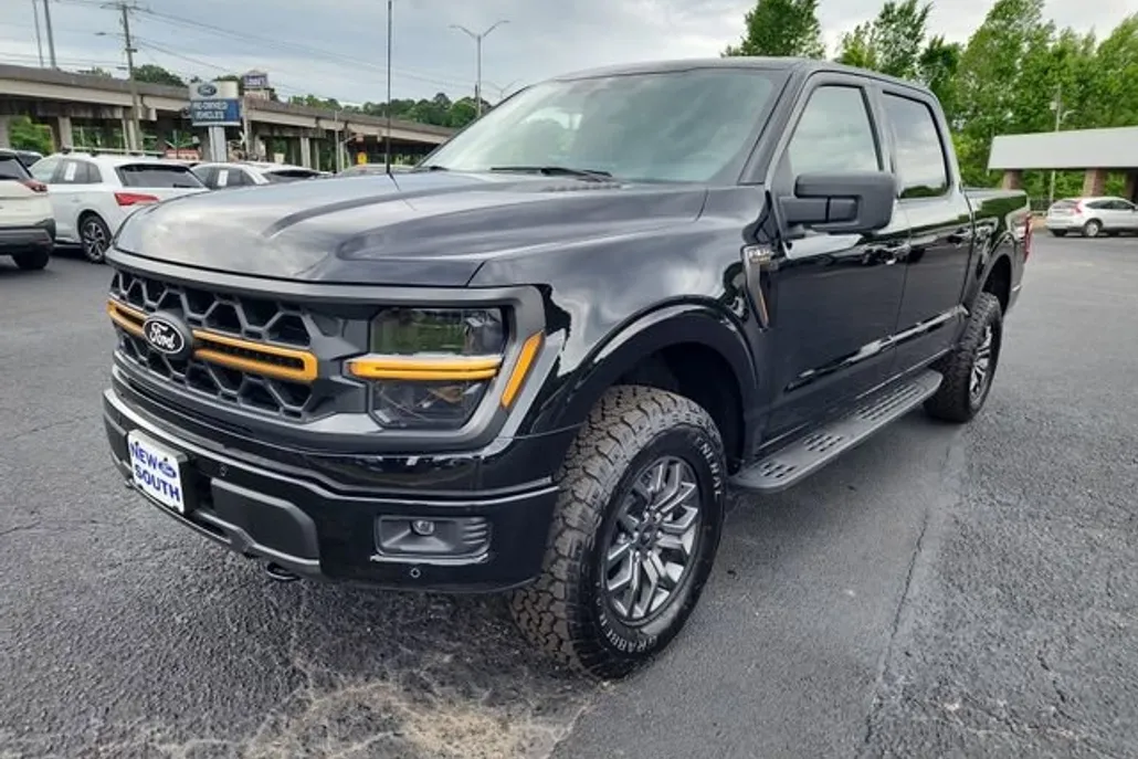 2025 Ford F-150 Tremor photo 1