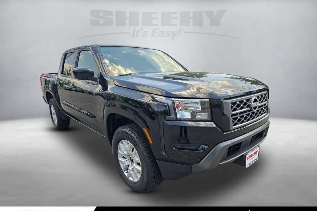 2023 Nissan Frontier SV photo 1