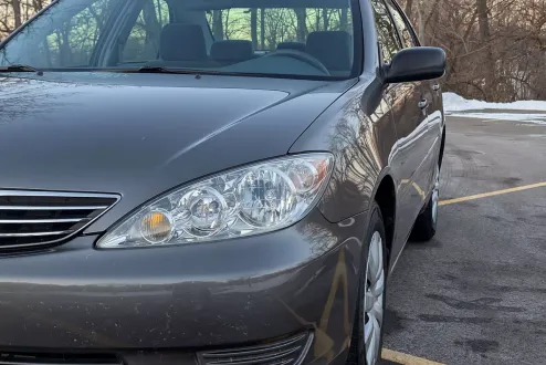 2006 Toyota Camry LE photo 3