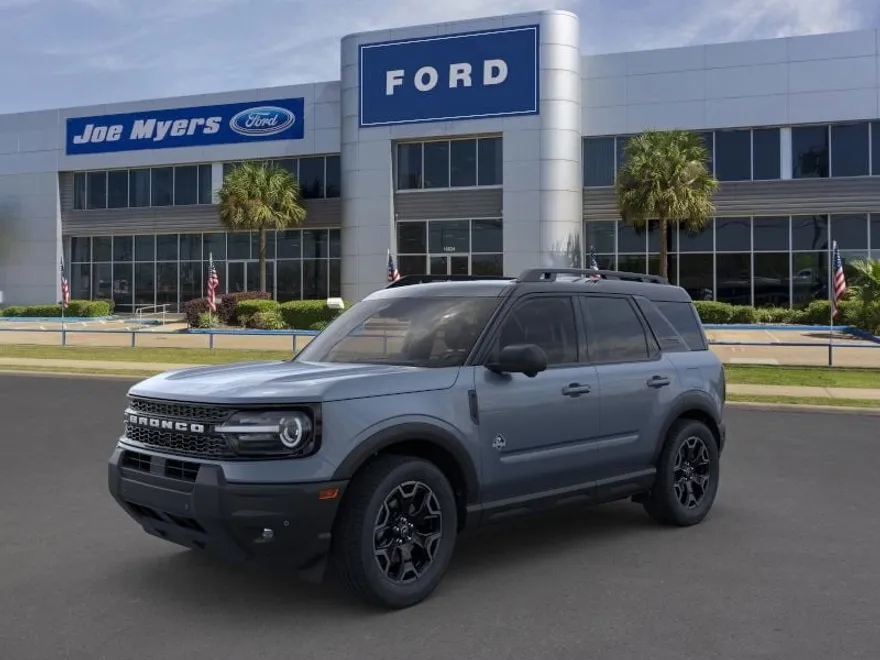 2025 Ford Bronco Sport Outer Banks photo 1