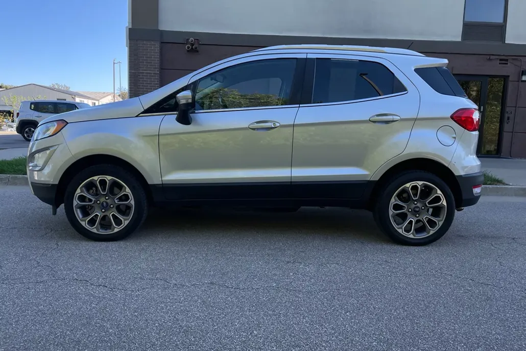 2020 Ford EcoSport Titanium photo 1