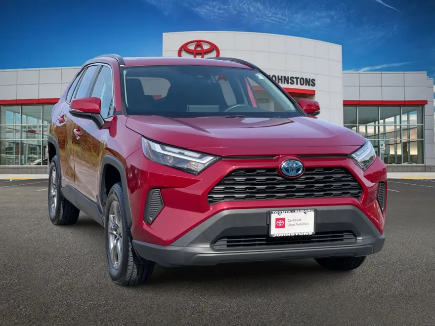 2024 Toyota RAV4 Hybrid XLE photo 1