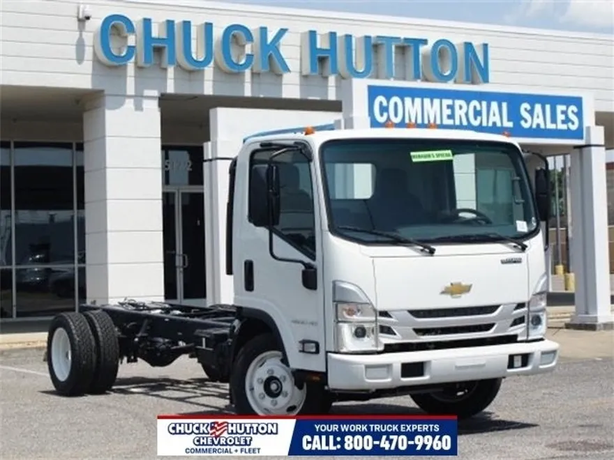 2024 Chevrolet Silverado 4500HD photo 1