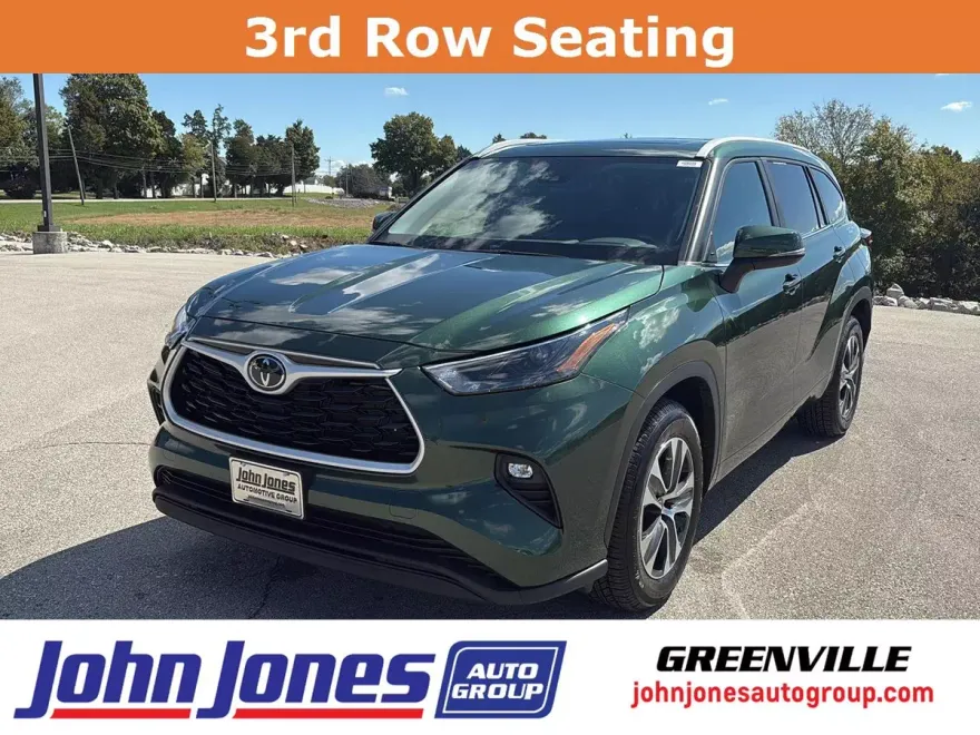 2024 Toyota Highlander XLE photo 1