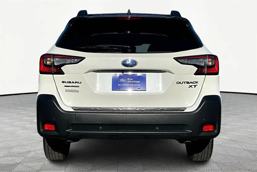 2024 Subaru Outback Onyx Edition XT photo 1