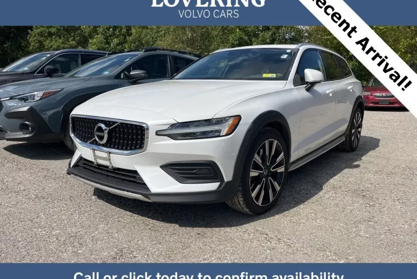 2020 Volvo V60 Cross Country T5 photo 1