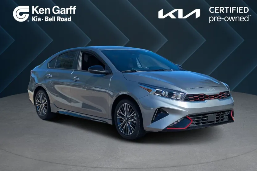 2023 Kia Forte GT-Line photo 1