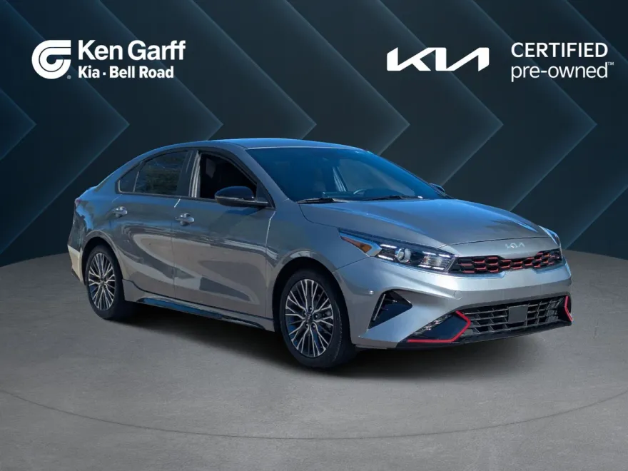 2023 Kia Forte GT-Line photo 1