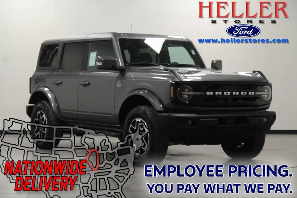 2024 Ford Bronco Outer Banks photo 1