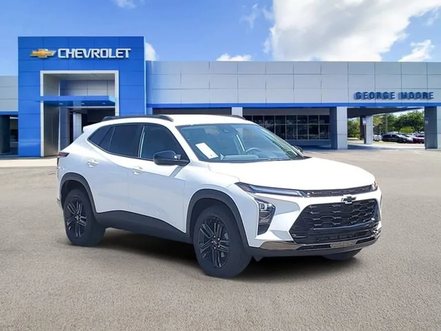 2025 Chevrolet Trax ACTIV photo 1