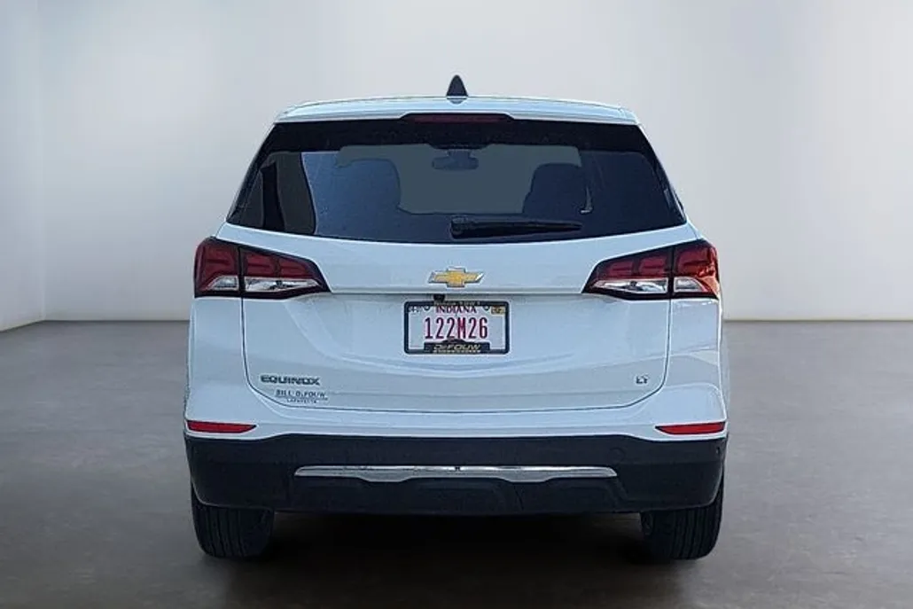2022 Chevrolet Equinox LT photo 1