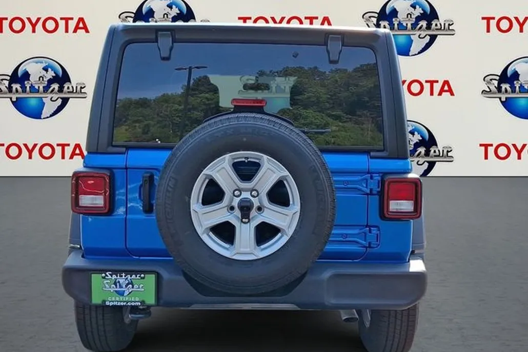 2022 Jeep Wrangler Unlimited Sport S photo 1