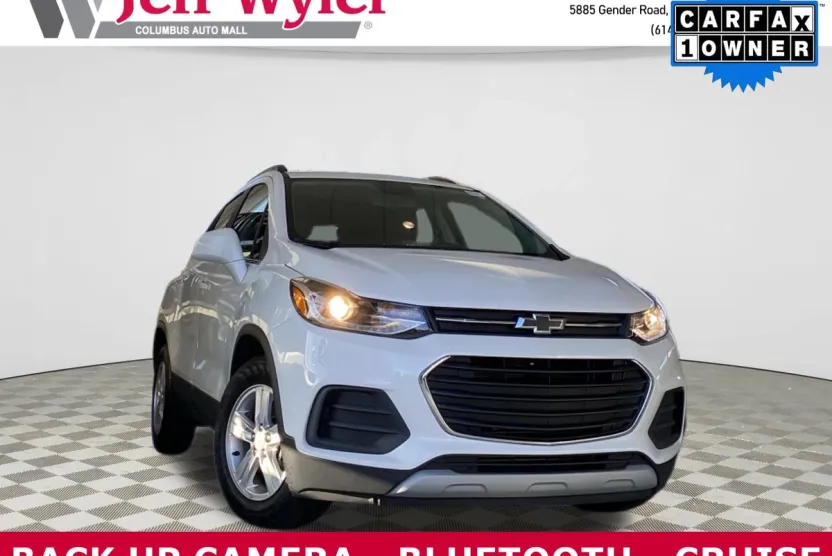 2020 Chevrolet Trax LT photo 1