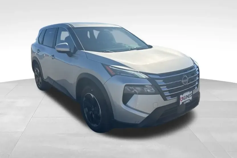 2024 Nissan Rogue SV photo 1