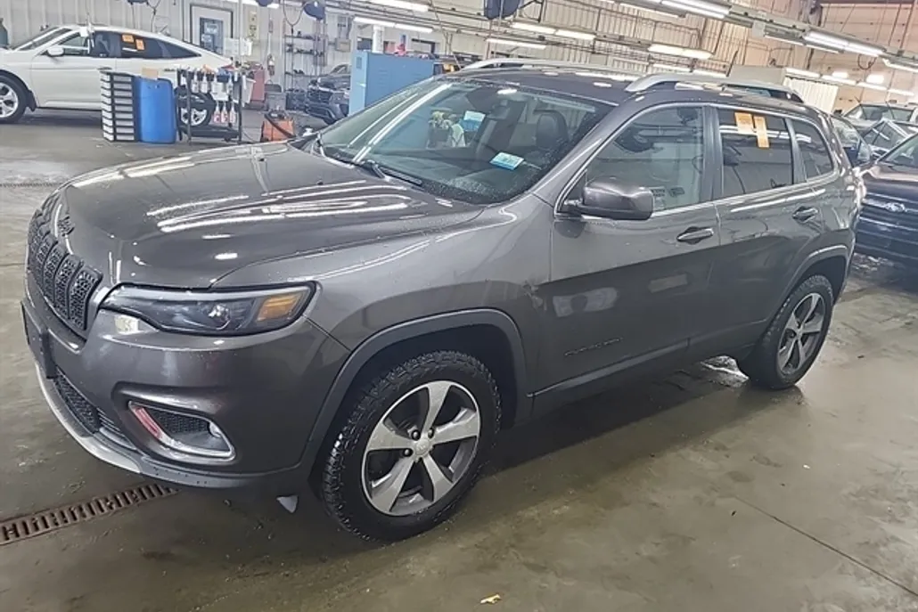 2019 Jeep Cherokee Limited photo 1