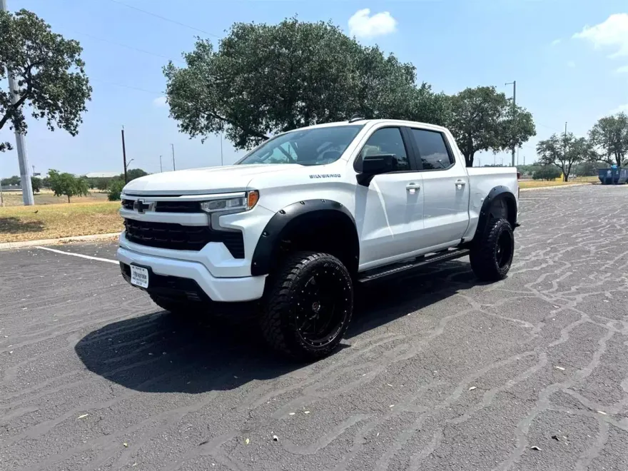 2022 Chevrolet Silverado 1500 RST photo 1