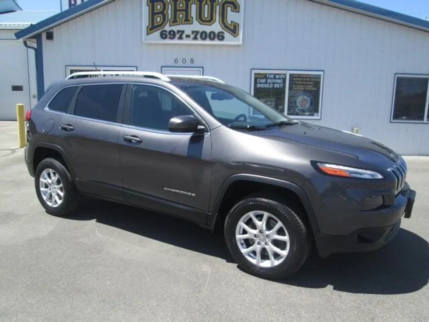 2015 Jeep Cherokee Latitude photo 1