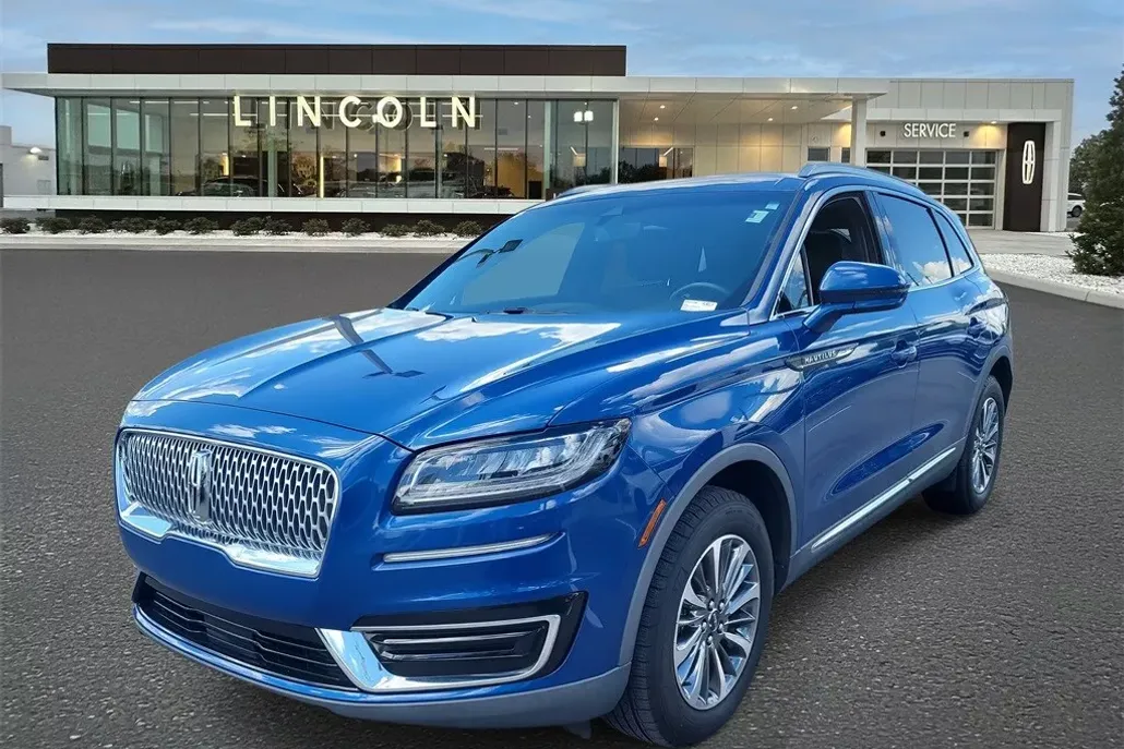 2020 Lincoln Nautilus Standard photo 1