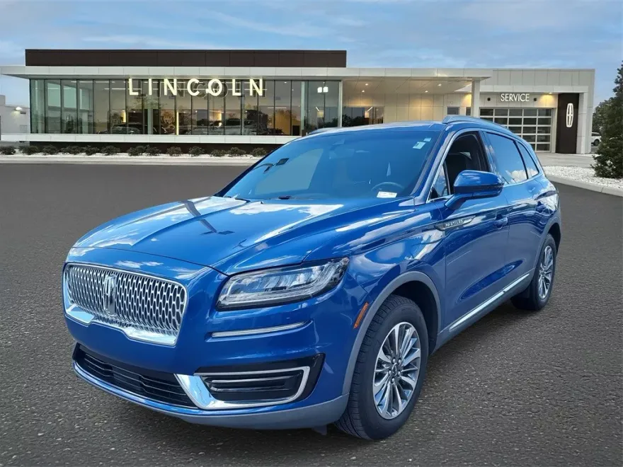 2020 Lincoln Nautilus Standard photo 1