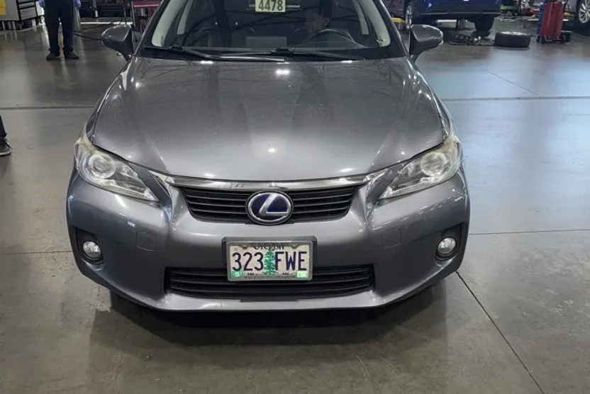 2012 Lexus CT 200h photo 1