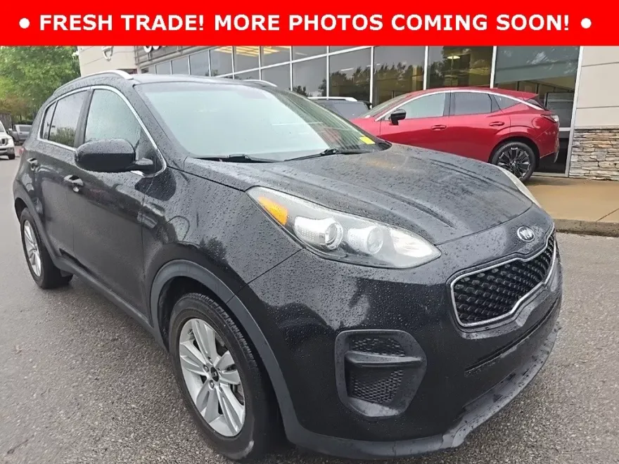 2017 Kia Sportage LX photo 1