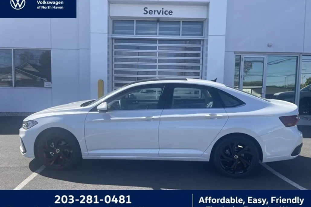 2025 Volkswagen Jetta 1.5T SE photo 1