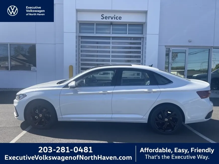 2025 Volkswagen Jetta 1.5T SE photo 1