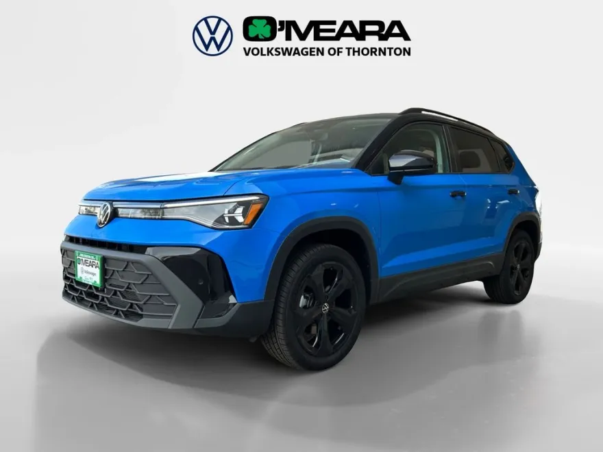 2025 Volkswagen Taos SE photo 1
