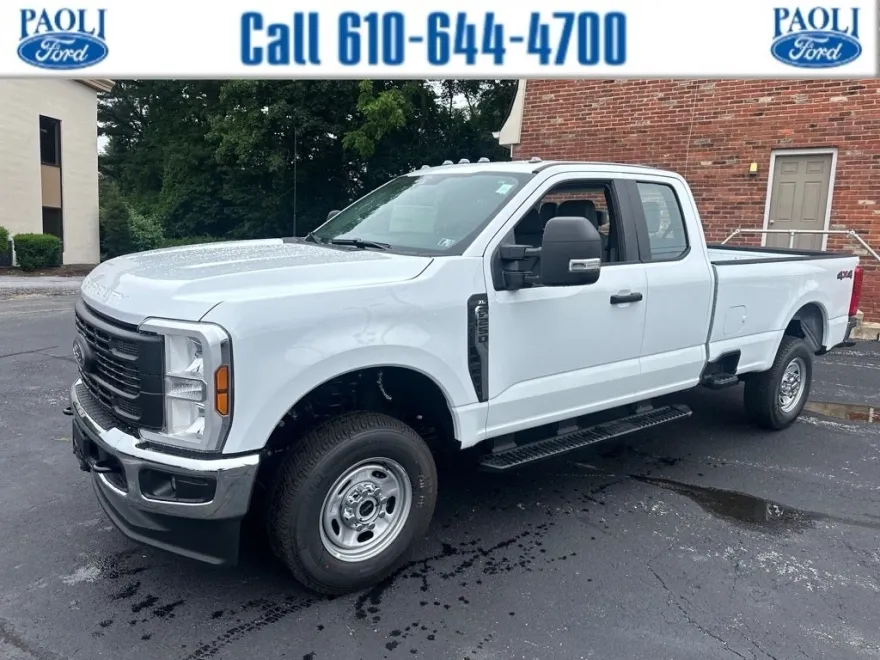 2025 Ford F-250 photo 1