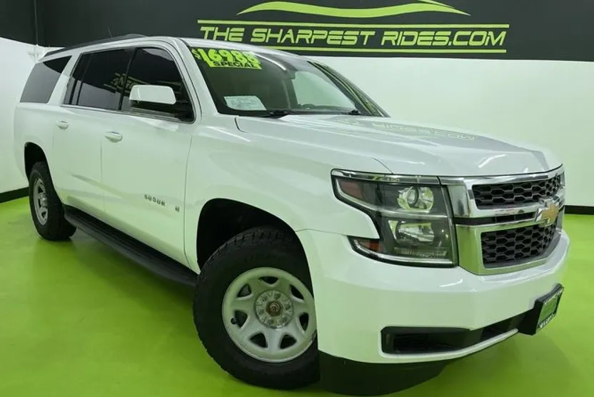2015 Nissan Armada Platinum photo 1
