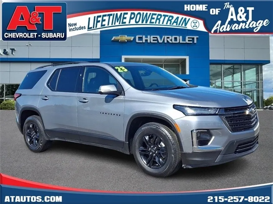 2023 Chevrolet Traverse Cloth photo 1