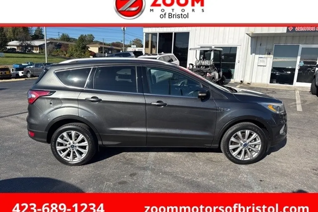 2017 Ford Escape Titanium photo 1