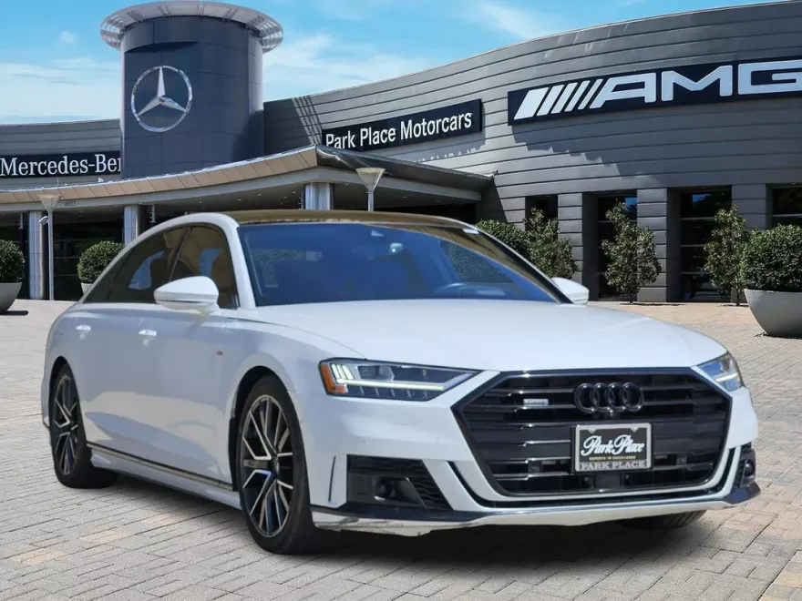 2021 Audi A8 L 60 photo 1