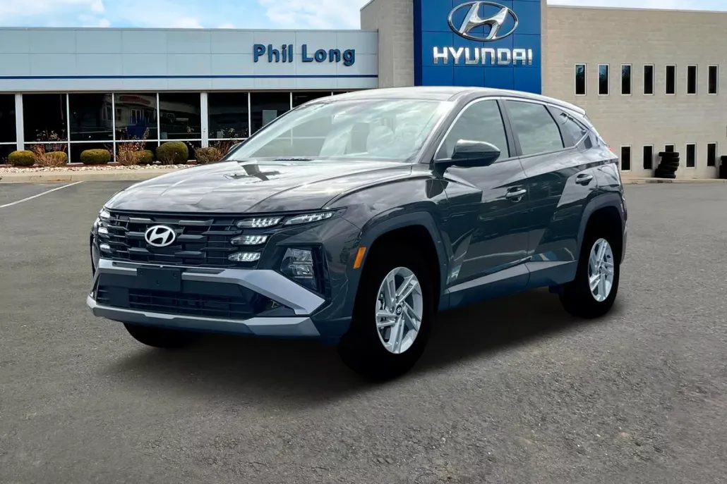 2025 Hyundai Tucson SE photo 1