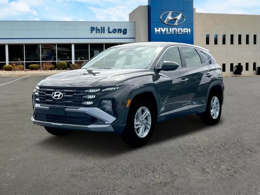 2025 Hyundai Tucson SE photo 1
