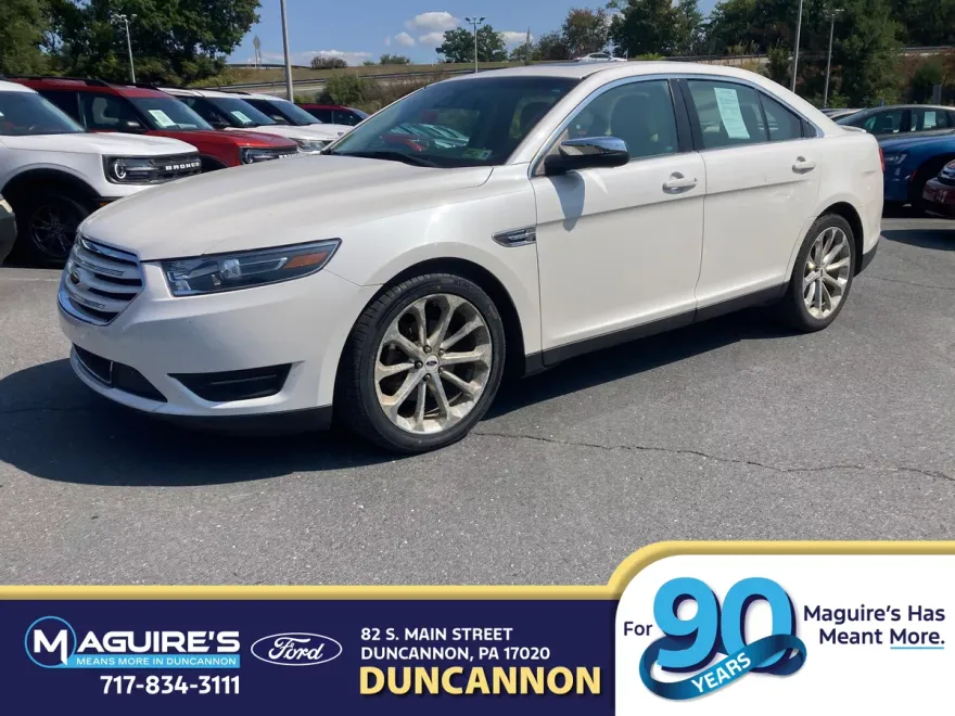 2015 Ford Taurus Limited photo 1