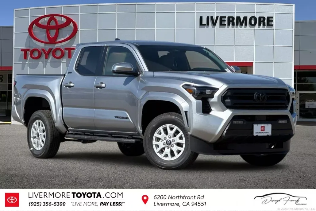 2025 Toyota Tacoma SR photo 1