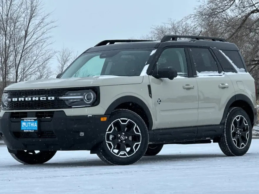 2025 Ford Bronco Sport Outer Banks photo 1