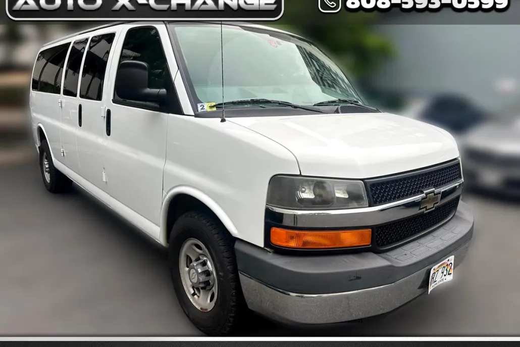 2014 Chevrolet Express Passenger 3500 photo 1
