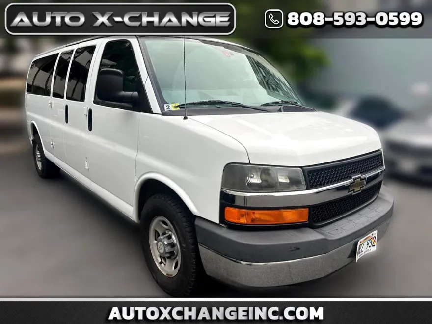 2014 Chevrolet Express Passenger 3500 photo 1