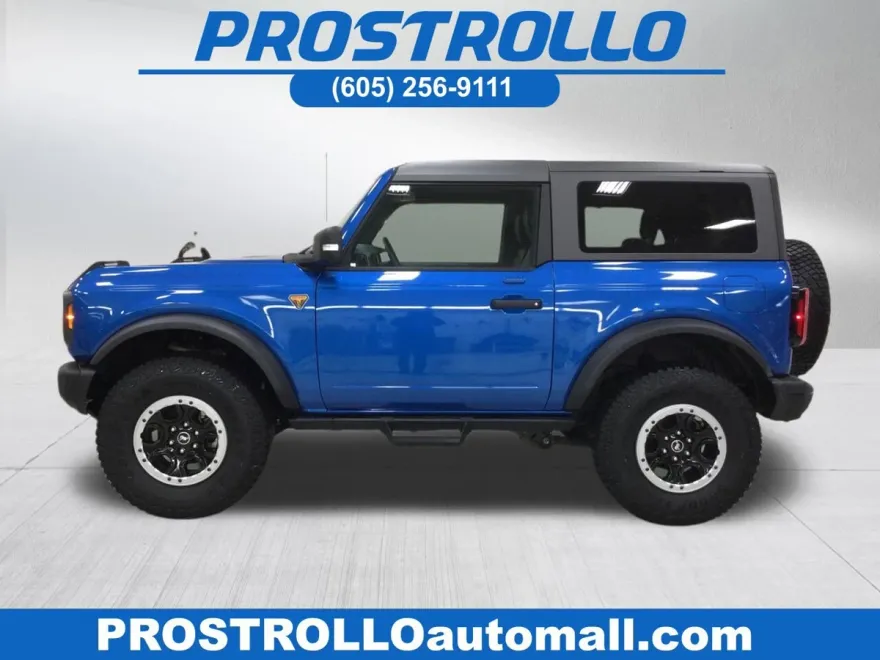 2023 Ford Bronco Outer Banks photo 1