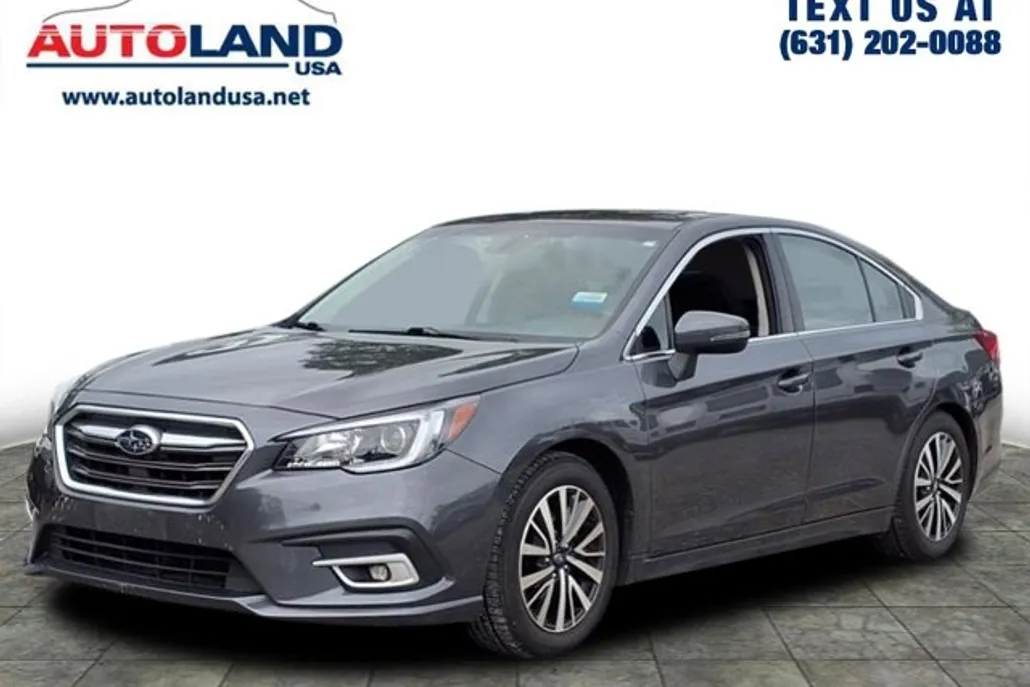 2019 Subaru Outback Limited photo 1