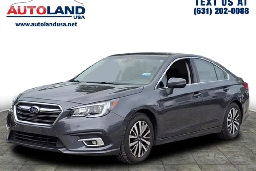 2019 Subaru Outback Limited photo 1