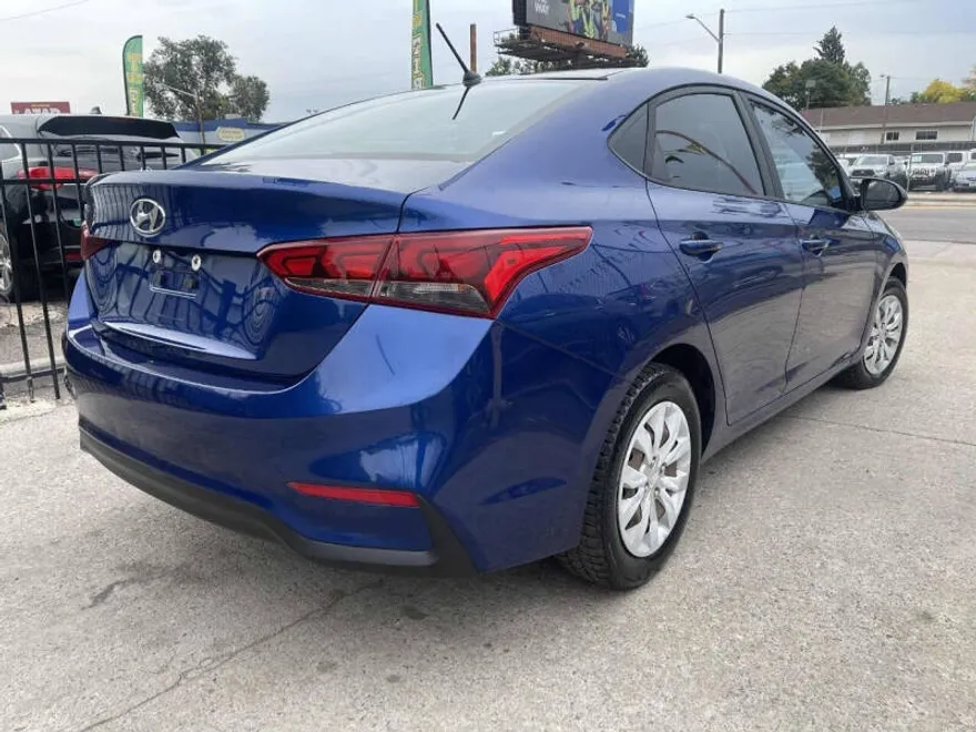2019 Hyundai Accent SE photo 1