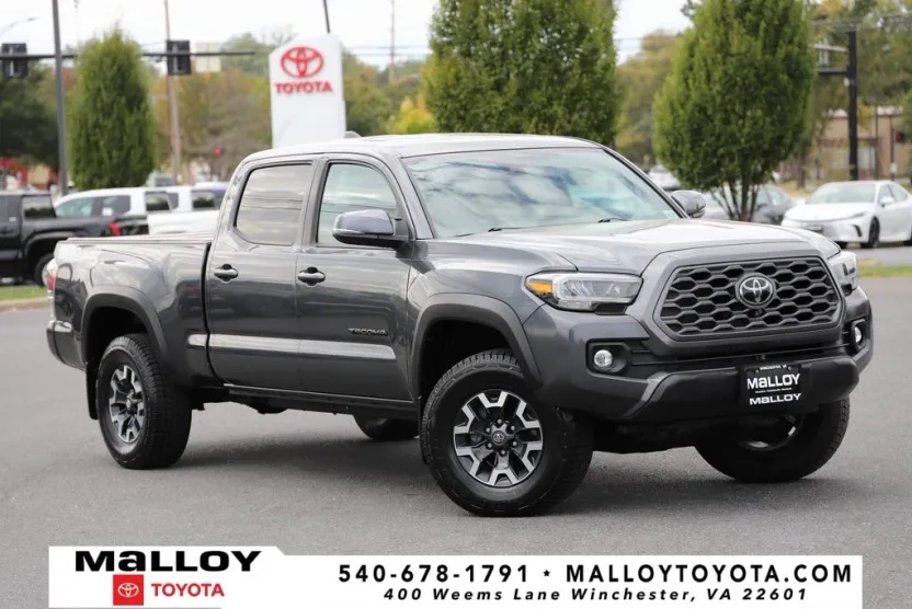 2022 Toyota Tacoma TRD Off-Road photo 1