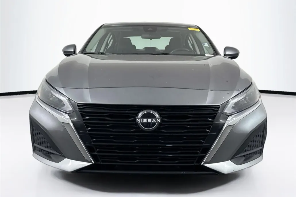 2023 Nissan Altima 2.5 S photo 1
