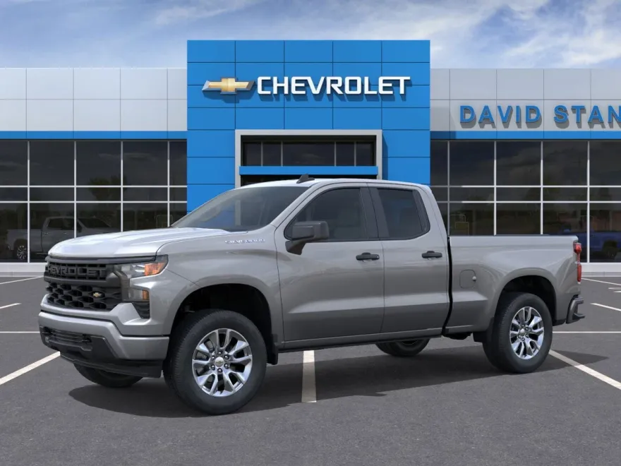 2026 Chevrolet Silverado 1500 Custom photo 1